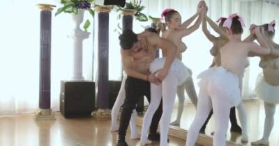 Black Hair,brunette Catches Teen Masturbating Ballerinas, Mom Video - inxxx.com