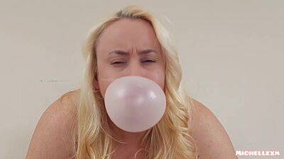 Bubble Gum Milf Blows Big Bubbles Bubblegum Chewing Gum Sexy Blonde - hclips.com