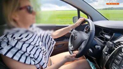 Sexy Milf Is Driving Naked. I Like To Go Naked In The Summer - hclips.com