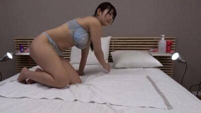 Video Mom Daughter big boobs striptease masturbation - drtuber.com - Japan