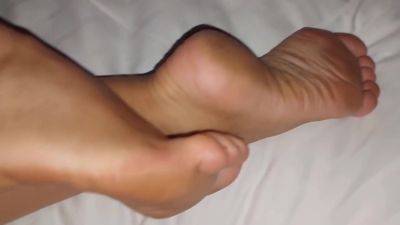 foot fetish - Exiting Naked Posing Body And Feet Worship With Hot Milf - hclips.com - Germany