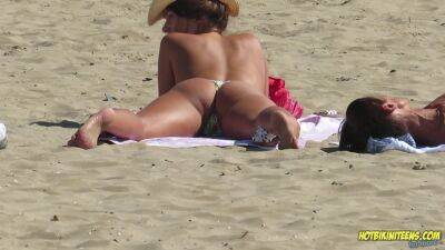 Amazing Ass Sexy Bikini Hot milf Backview at the beach - txxx.com