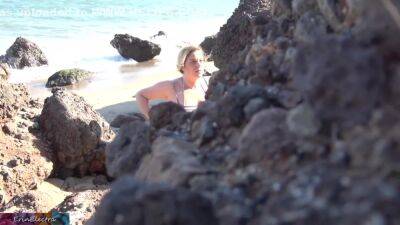 Erin Electra - Erin - Peeping Voyeur Fucks Blonde Milf On The Beach - Erin Electra - hclips.com