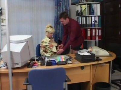 Awesome German Milf Teacher Has Wild Sex In The Principals Office - upornia.com - Germany