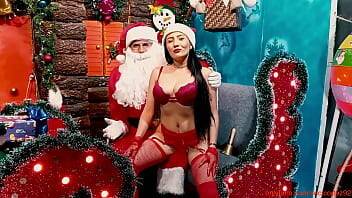 Sexy milf exhibicionista celebrando navidad en publico - xvideos.com - Mexico